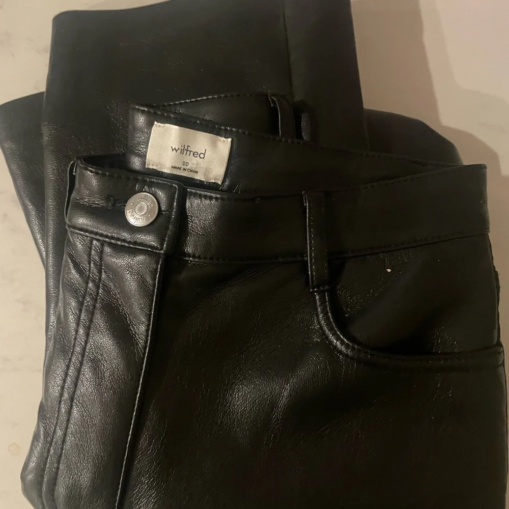 Aritzia Wilfred high waisted leather pant Melina size 00 - Picture 3 of 5